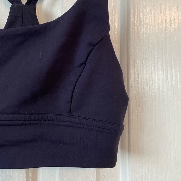 Lululemon bra - Picture 5 of 6